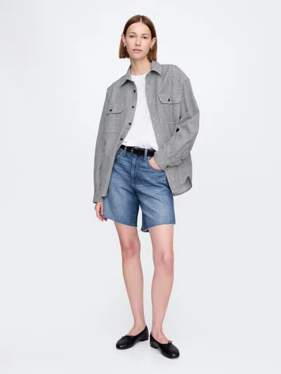 Gap 8" Mid Rise '90s Loose Denim Bermuda Shorts In Medium Indigo