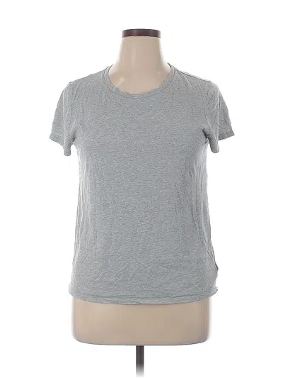 Pre-owned Gap Active T-shirt In Gray
