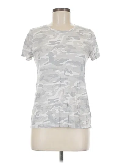 Pre-owned Gap Active T-shirt In Silver