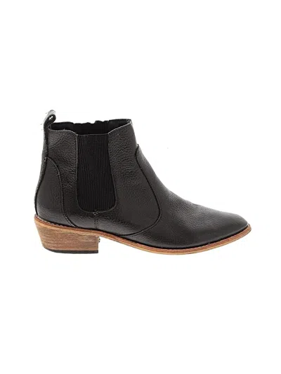Pre-owned Gap Ankle Boots In Black