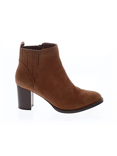 Pre-owned Gap Ankle Boots In Brown