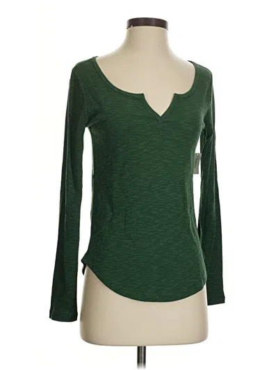 Pre-owned Gap Body Long Sleeve T-shirt In Green