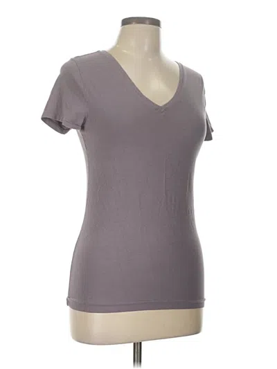 Pre-owned Gap Body Short Sleeve T-shirt In Gray