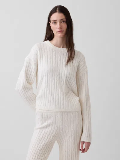 Gap Cashsoft Oversized Cable-knit Sweater In White