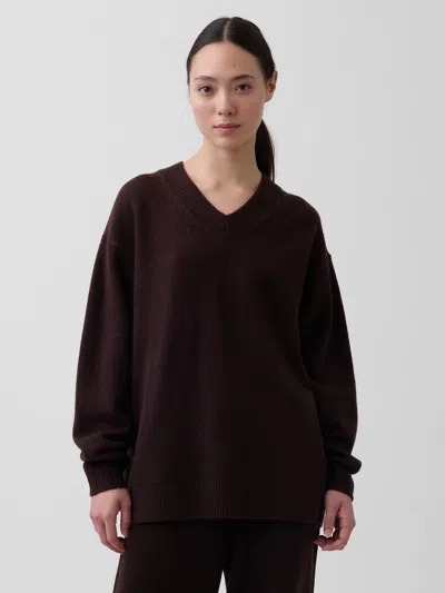 Gap Cashsoft Oversized V-neck Tunic Sweater In Burgundy