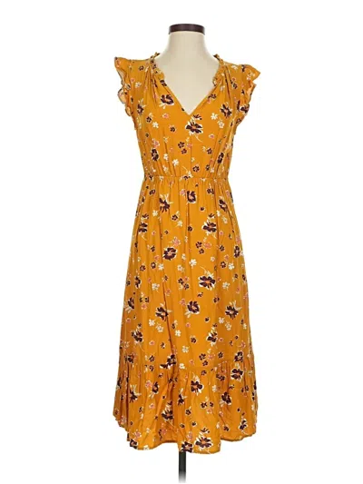 Pre-owned Gap Casual Dress In Yellow