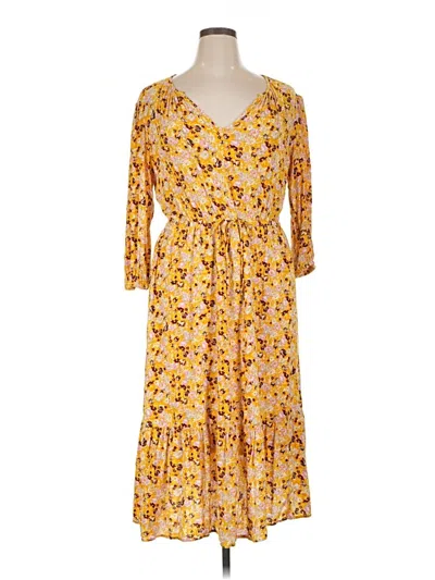 Pre-owned Gap Casual Dress In Yellow