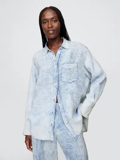 Gap Crinkle Gauze Denim Oversized Shirt In Marble Blue Wash