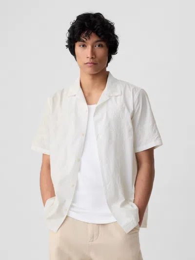 Gap Embroidered Resort Shirt In Off White