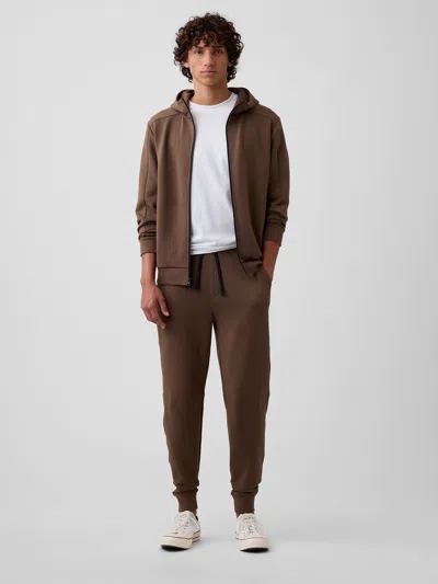 Gap Factory Gapfit Performance Joggers In Cool Brown