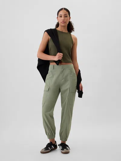 Gap Factory Mid Rise Downtown Khaki Cargo Joggers In Green