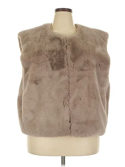 Pre-owned Gap Faux Fur Vest In Brown
