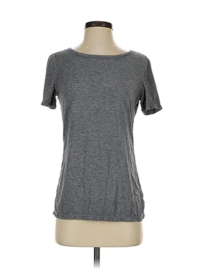 Pre-owned Gap Fit Active T-shirt In Gray