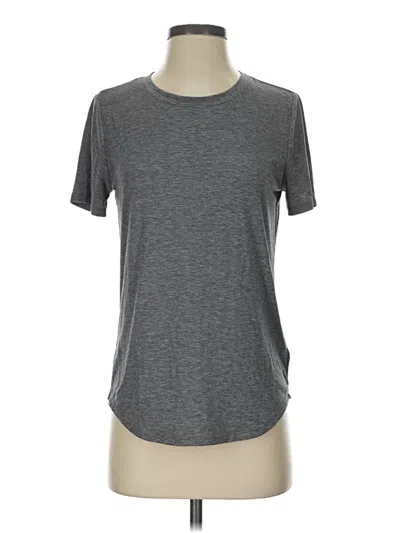 Pre-owned Gap Fit Active T-shirt In Gray