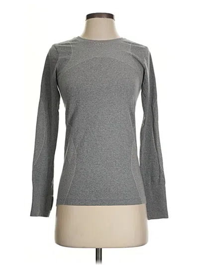 Pre-owned Gap Fit Long Sleeve T-shirt In Gray