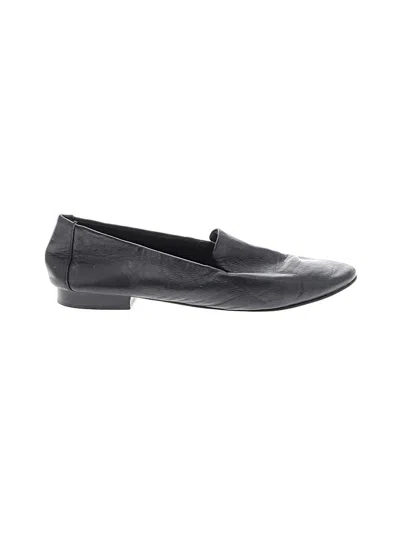 Pre-owned Gap Flats In Black