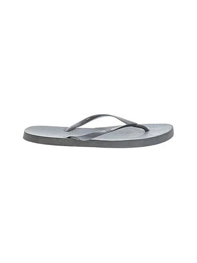 Pre-owned Gap Flip Flops In Gray