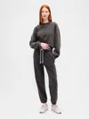 Gap Heavyweight French Terry Slim Joggers In Black