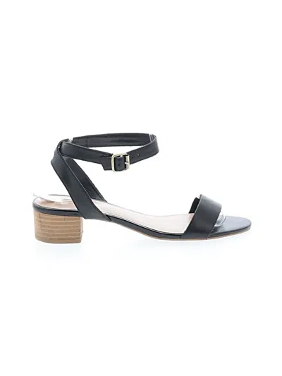 Pre-owned Gap Heels In Black
