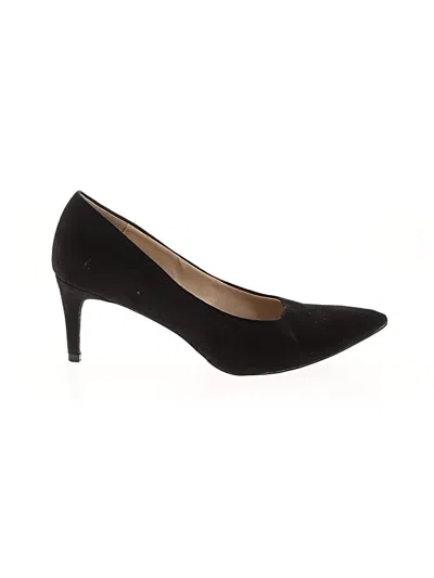 Pre-owned Gap Heels In Black