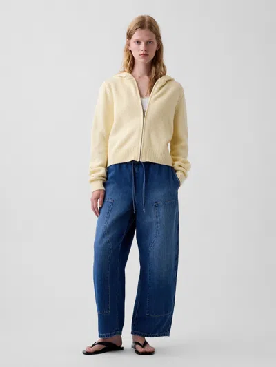 Gap High Rise Ultrasoft Easy Barrel Jeans In Medium Wash