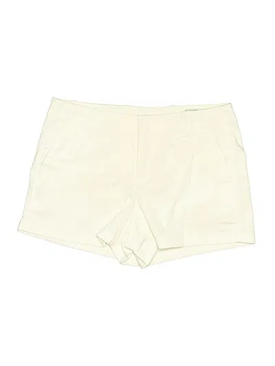 Pre-owned Gap Khaki Shorts In Ivory