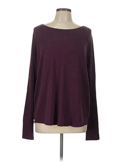 Pre-owned Gap Long Sleeve T-shirt In Burgundy