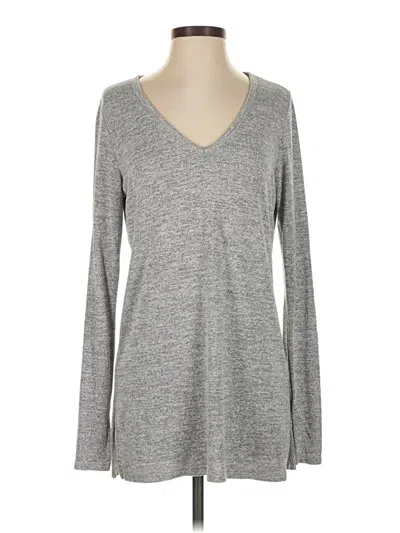 Pre-owned Gap Long Sleeve T-shirt In Gray