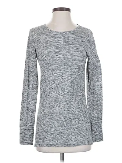 Pre-owned Gap Long Sleeve T-shirt In Gray