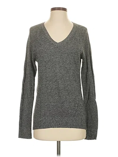Pre-owned Gap Long Sleeve T-shirt In Gray