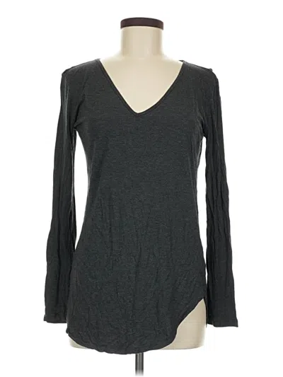 Pre-owned Gap Long Sleeve T-shirt In Gray