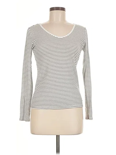 Pre-owned Gap Long Sleeve T-shirt In Ivory
