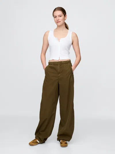 Gap Low Rise Barrel Parachute Pants In Bracken Olive Green