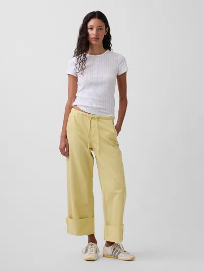 Gap Low Rise Ultrasoft '90s Loose Easy Crop Jeans In Yellow