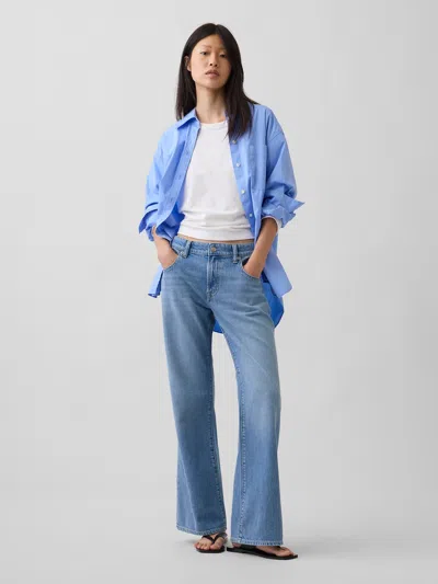 Gap Low Rise Ultrasoft Baggy Flare Jeans In Light Wash