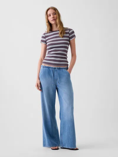 Gap Low Rise Ultrasoft Stride Easy Wide-leg Jeans In Light Wash