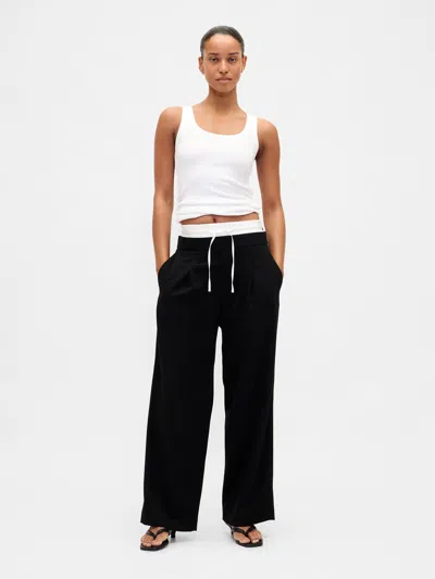Gap Mid Rise Easy Boxer Pants In Black