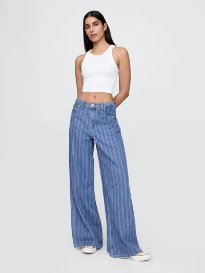 Gap Mid Rise Ultrasoft Baggy Jeans In Light Indigo