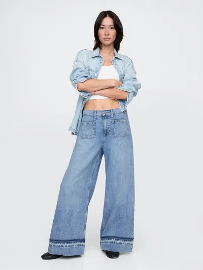 Gap Mid Rise Ultrasoft Baggy Jeans In Medium Wash