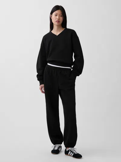 Gap Mid Rise Vintagesoft Relaxed Joggers In Black
