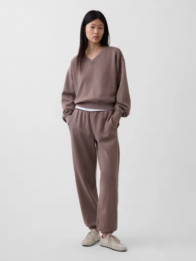 Gap Mid Rise Vintagesoft Relaxed Joggers In Brown