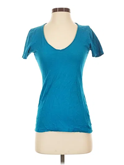 Pre-owned Gap Outlet Active T-shirt In Blue