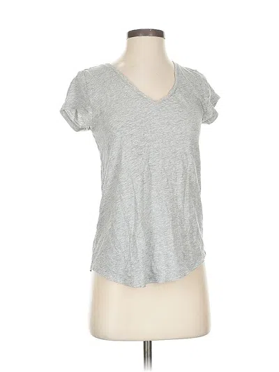 Pre-owned Gap Outlet Short Sleeve T-shirt In Gray