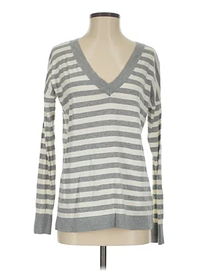 Pre-owned Gap Pullover Sweater In Gray