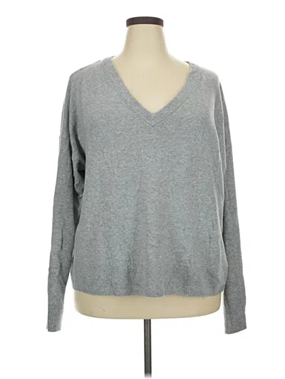 Pre-owned Gap Pullover Sweater In Gray