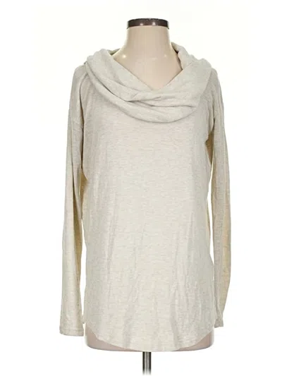 Pre-owned Gap Pullover Sweater In Ivory