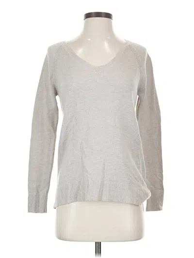 Pre-owned Gap Pullover Sweater In Silver