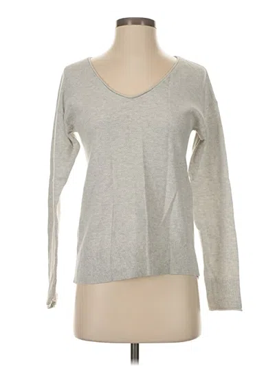 Pre-owned Gap Pullover Sweater In Silver