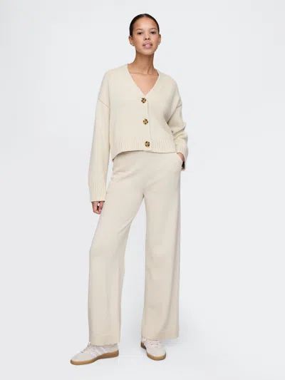 Gap Relaxed Sweater Pants In Chino Beige