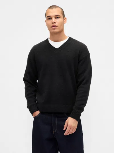 Gap Relaxed V-neck Crop Sweater In Black